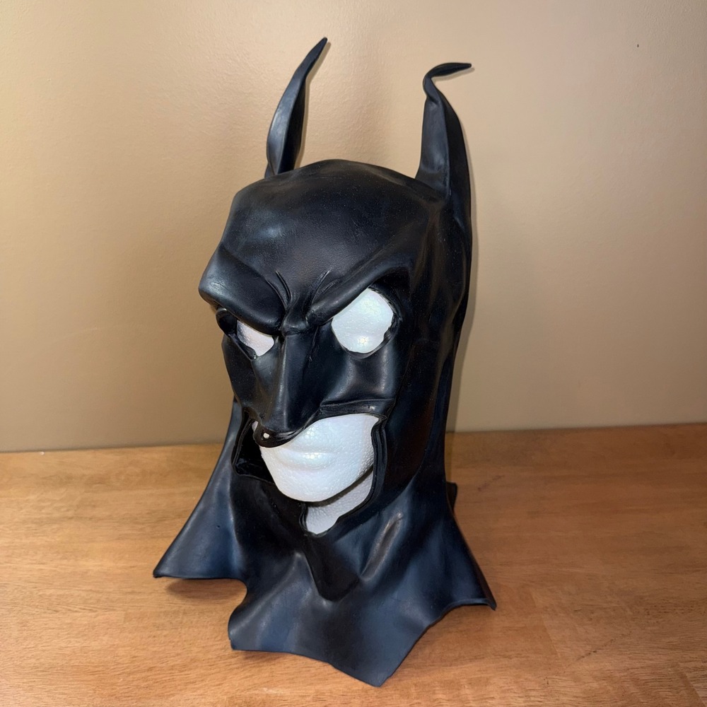 Vintage 1997 DC Comics Batman Latex Mask Cowl Costume Accessory Black Made in MX